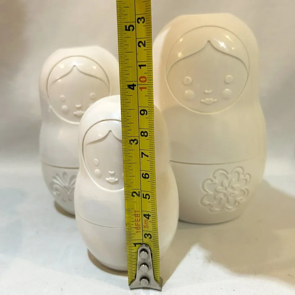FRED MATRYOSHKAS Nesting Dolls Plastic Measuring Cups Set